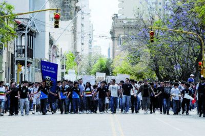 Los alumnos de las t�cnicas se vuelven a reunir con funcionarios de Educaci�n