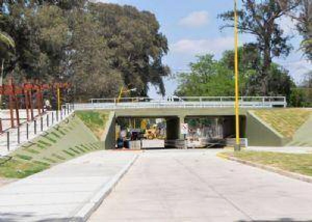 Hoy habilitan el cruce vial en parque Aguirre