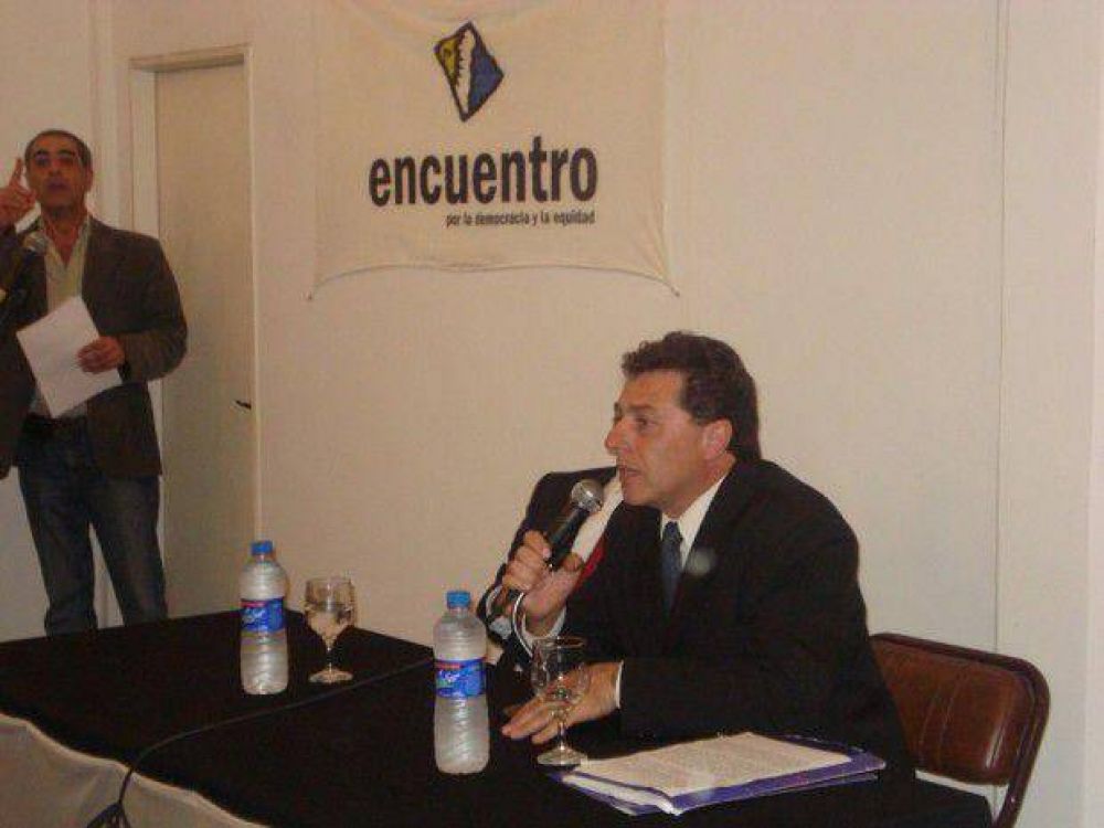 "Acu�a dej� en claro que abandona el kirchnerismo"