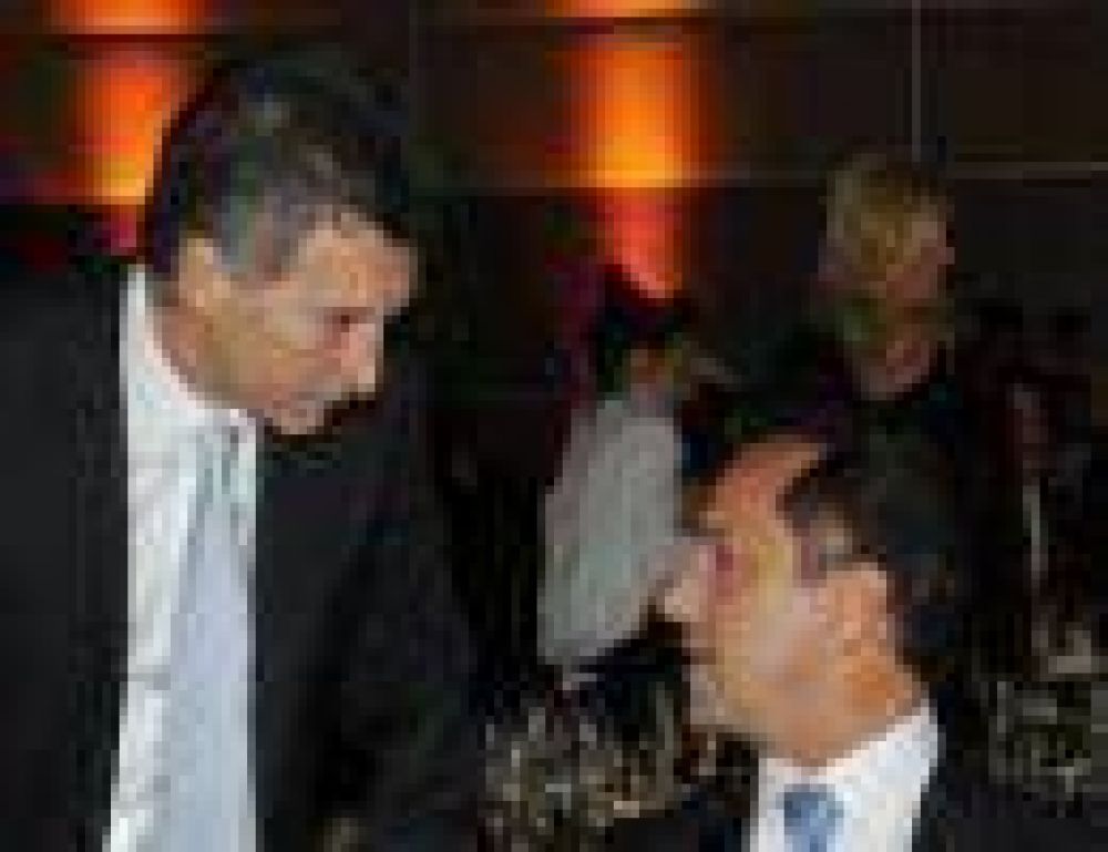Macri y Scioli recordaron la figura de Alfons�n