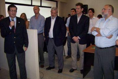 Braillard Poccard presente en la inauguraci�n de la sede de la Subsecretaria de Comercio y Defensa al Consumidor