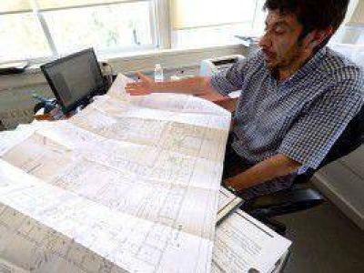 De desmentida en desmentida, en el tema obras