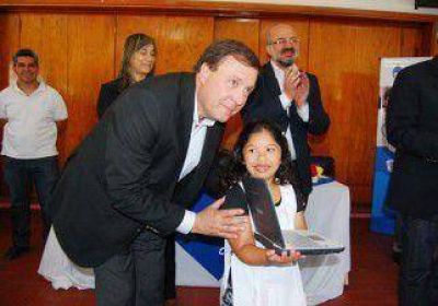 Buscar�n incluir al nivel primario en entrega de netbooks el pr�ximo a�o 