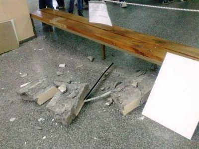 Cay� mamposter�a de un colegio en Bariloche: Suspenden las clases