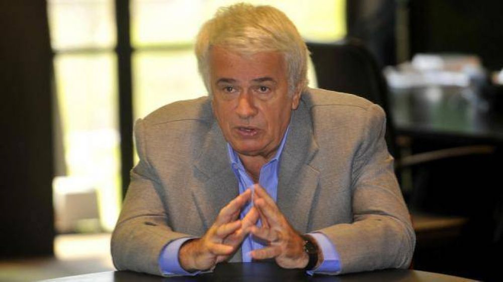 De la Sota intenta una suba del gasto de menos del 20%
