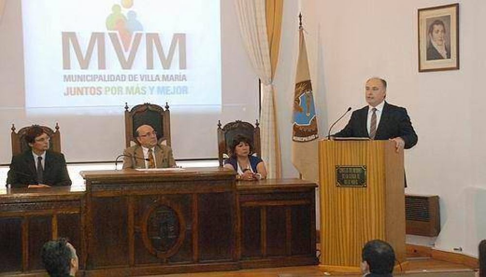 Accastello afirm� que quiere trasladar a la Provincia su modelo de gesti�n en Villa Mar�a