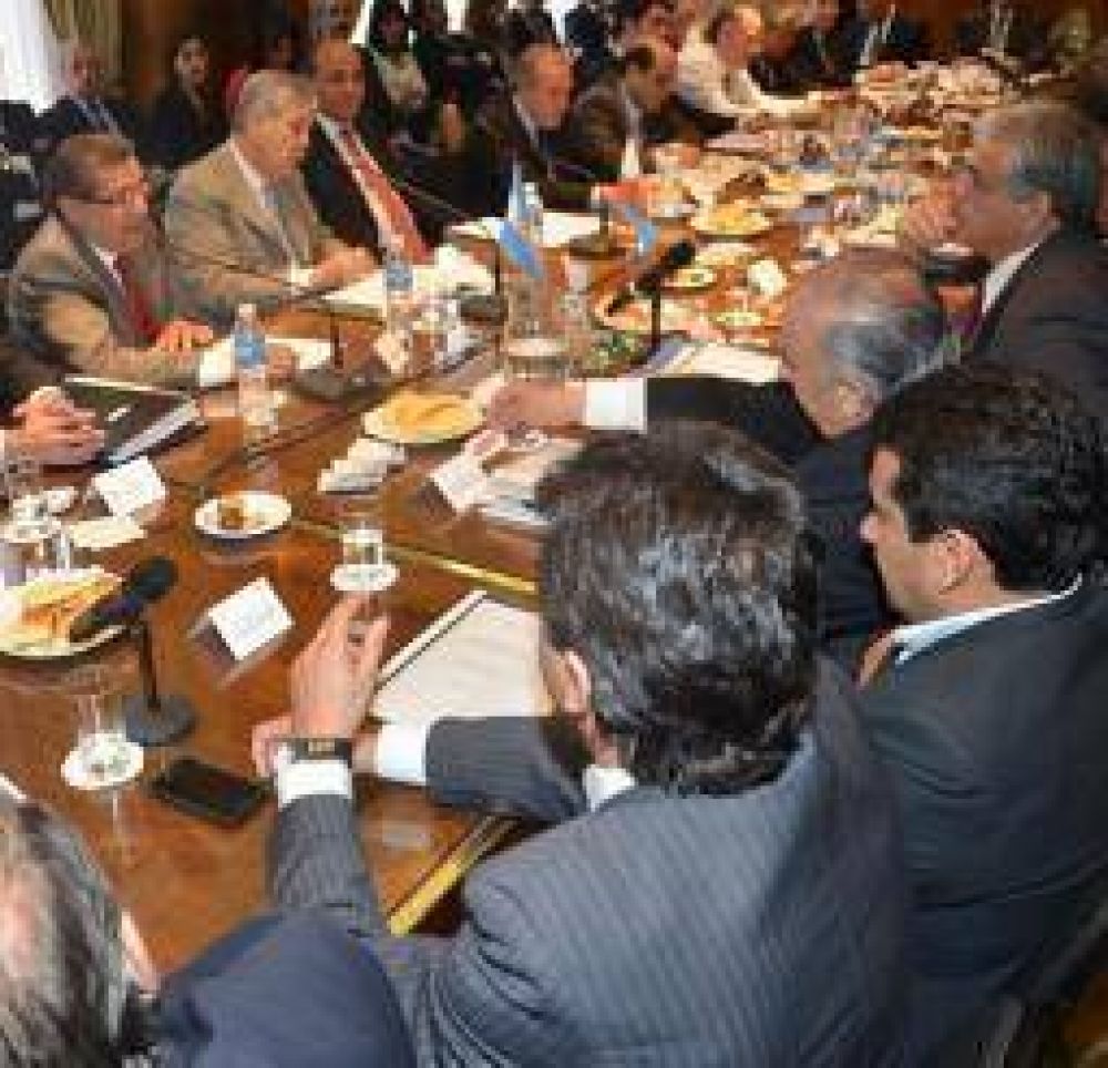 La Rioja present� ante Naci�n su Plan de Obra P�blica 2013