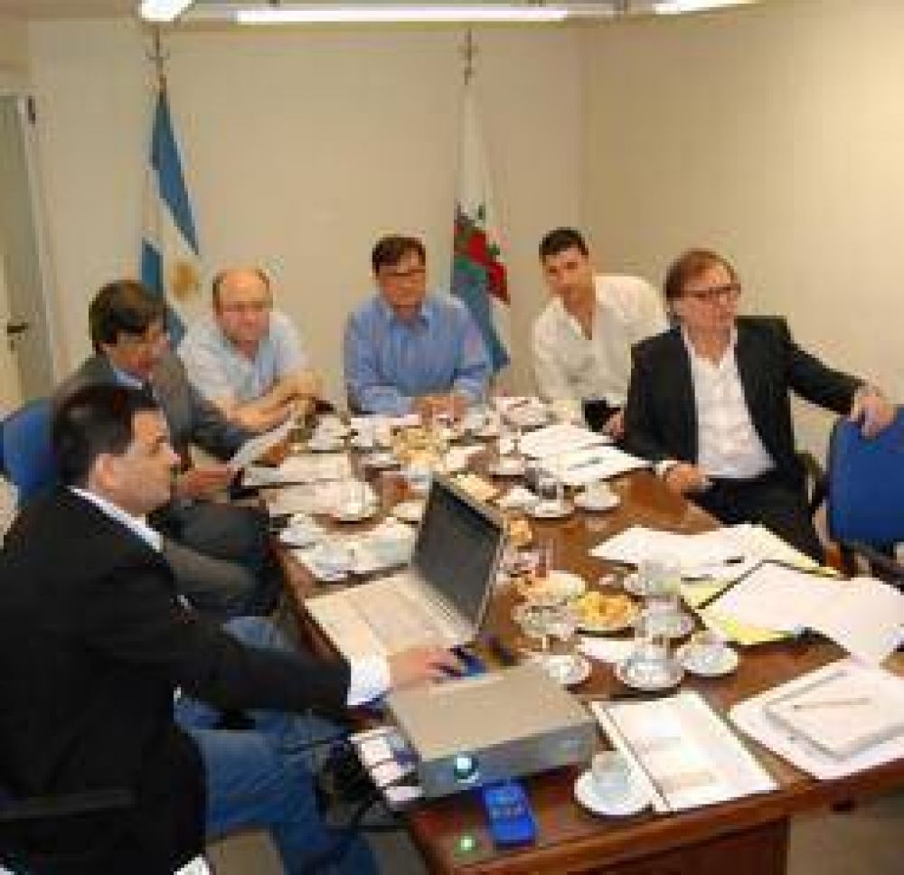 Rechazo riojano a que Catamarca se �cuelgue� de su l�nea energ�tica