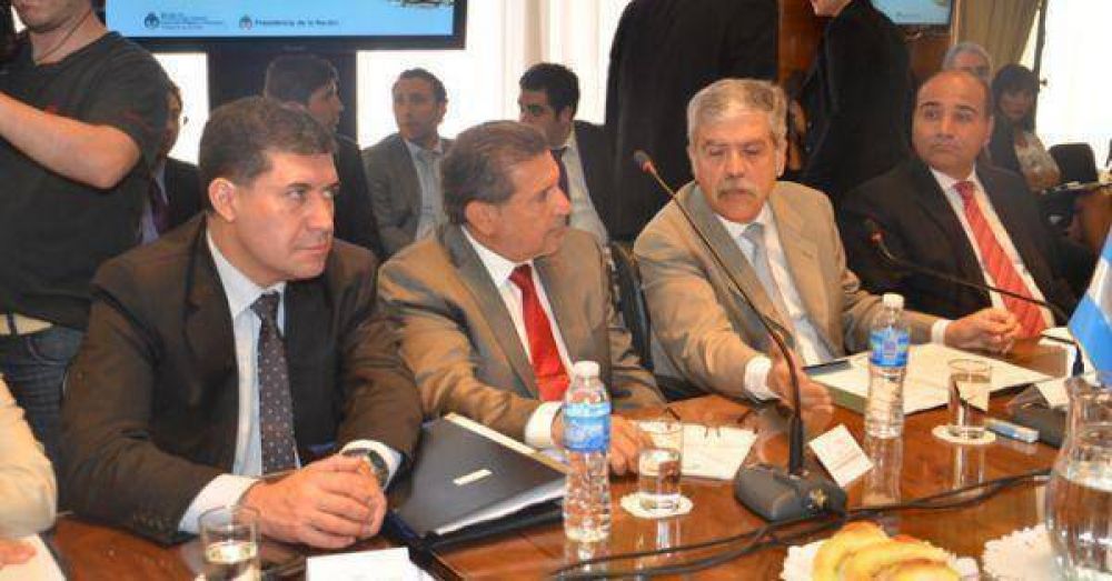 Julio De Vido: "Este plan es una nueva manera de desarrollar los territorios"