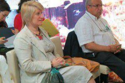 Derechos Humanos gestiona el dictado de jornadas de Actualizaci�n de Violencia de G�nero en la provincia