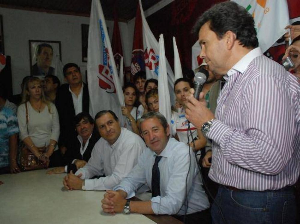Cobos: "Estamos dando se�ales de unidad"