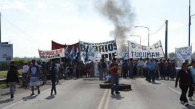  Los cortes de ruta activaron el di�logo entre el Gobierno y el Frente Intersindical