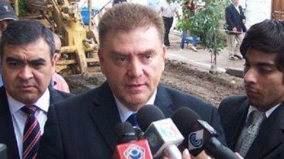  Amaya present� una acci�n penal por millonario desfalco en la DIPSA