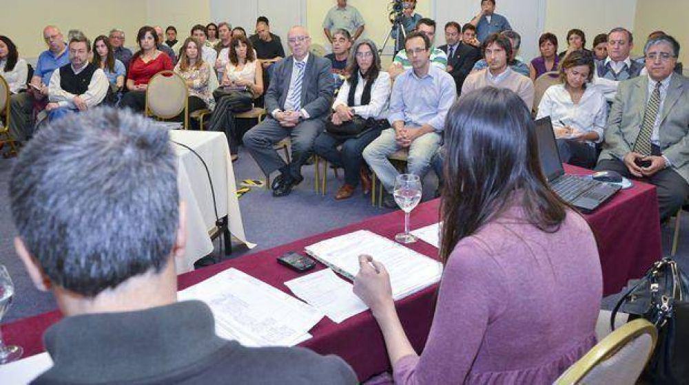 Maza dijo que se garantizar� que el proyecto de fracking se ajuste a la legislaci�n vigente