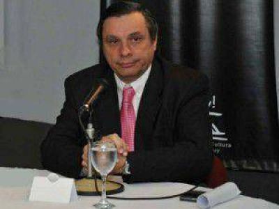 �El Ministerio de Educaci�n se burla de nosotros�