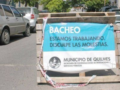 Contin�an los trabajos de bacheo