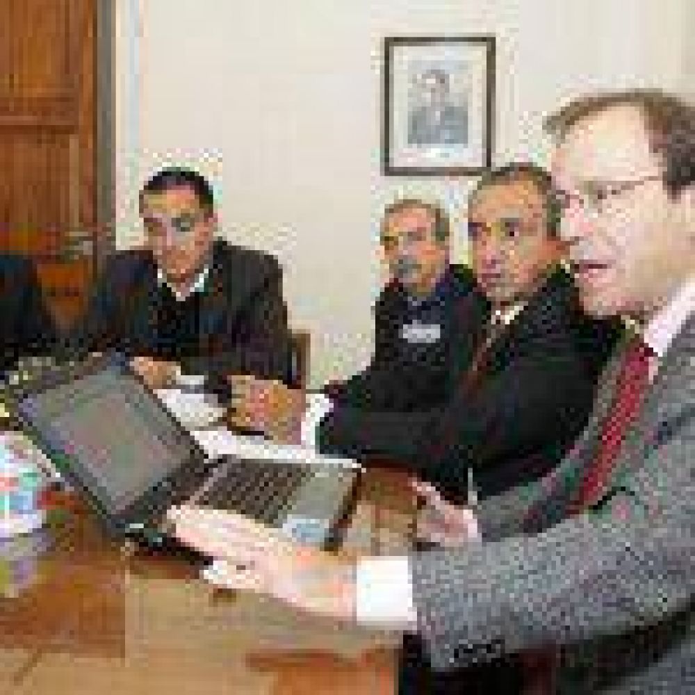 El PD se opone al ingreso de personal administrativo sin concurso