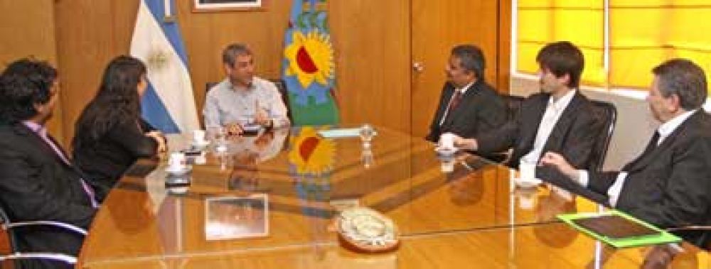 El Intendente Jorge Ferraresi recibi� a la Diputada Gradaschi y representantes del AFSCA