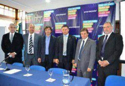  Pablo Fern�ndez confirm� desde Jap�n que Mar del Plata albergar� el Mundial de Veteranos de Rubgy 2014