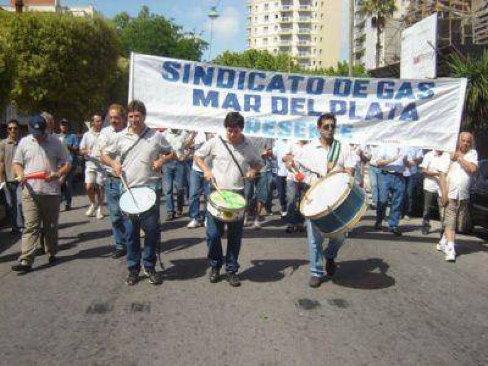 ESTADO DE ALERTA DE TRABAJADORES DE LA INDUSTRIA DEL GAS
