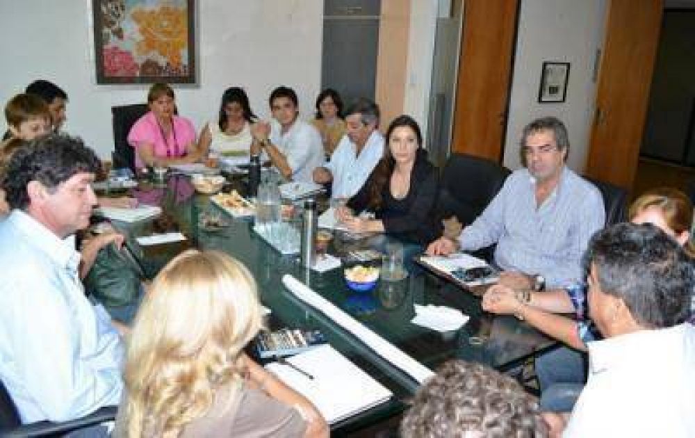 Anuncian la Feria del Libro para mediados de noviembre