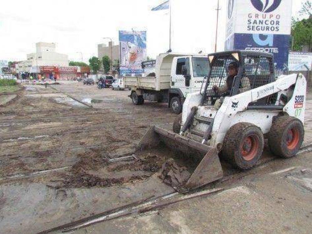 Se est�n realizando arreglos en el paso a nivel de Av Rivadavia