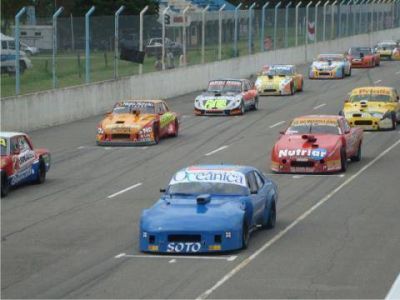 Se suspendi� la carrera del Car show santafecino en Jun�n