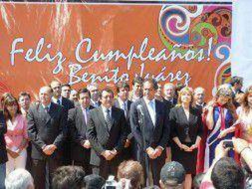 Scioli particip� del 145� aniversario de Benito Ju�rez