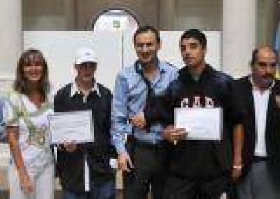 La Plata: Comienza la inscripci�n para el Plan Municipal de Becas