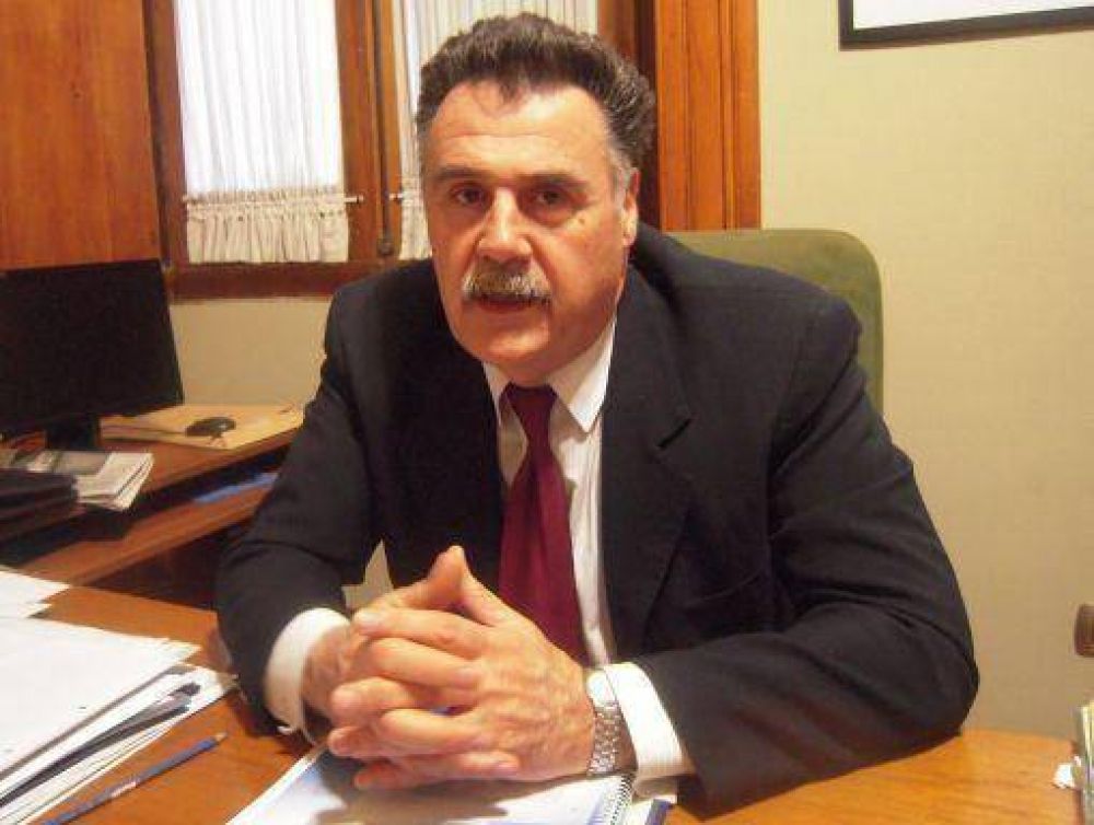 El intendente Inza decidi� anular la licitaci�n para el cobro de deuda de algunas tasas municipales