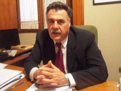 El intendente Inza decidi� anular la licitaci�n para el cobro de deuda de algunas tasas municipales