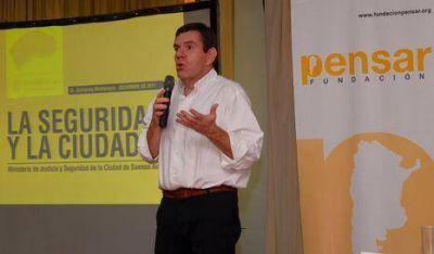 "La seguridad no est� en la agenda kirchnerista"