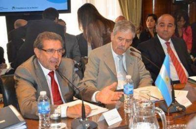 Todos bajo el paraguas nacional 