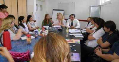 Coordinan acciones entre La Secretaria de La Mujer y Salud Publica