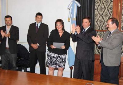 Asumi� la nueva secretaria de Salud y el titular de ARSA