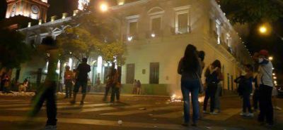 Familias del barrio La Esperanza reclamaron que no les cierren un comedor