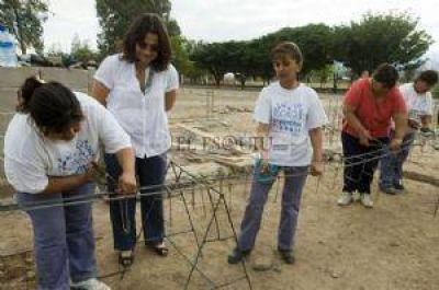 Corpacci visit� cooperativas ubicadas en el Valle Central