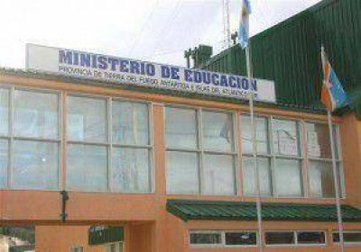 El Ministerio de Educaci�n invita a visitar la XVII Feria del Libro