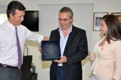 Aguilar recibi� al diputado nacional Remo Carlotto 