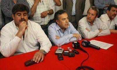 Cornejo: "El Gobernador y el vice est�n presionando, y esa no es su funci�n"