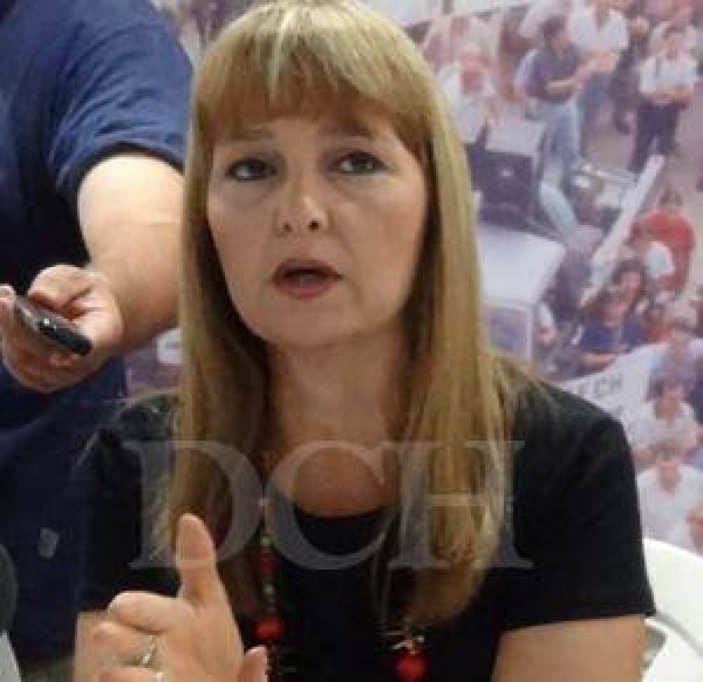 Petrovich: "La ineficacia del ministerio no debe cargarse sobre los directivos"