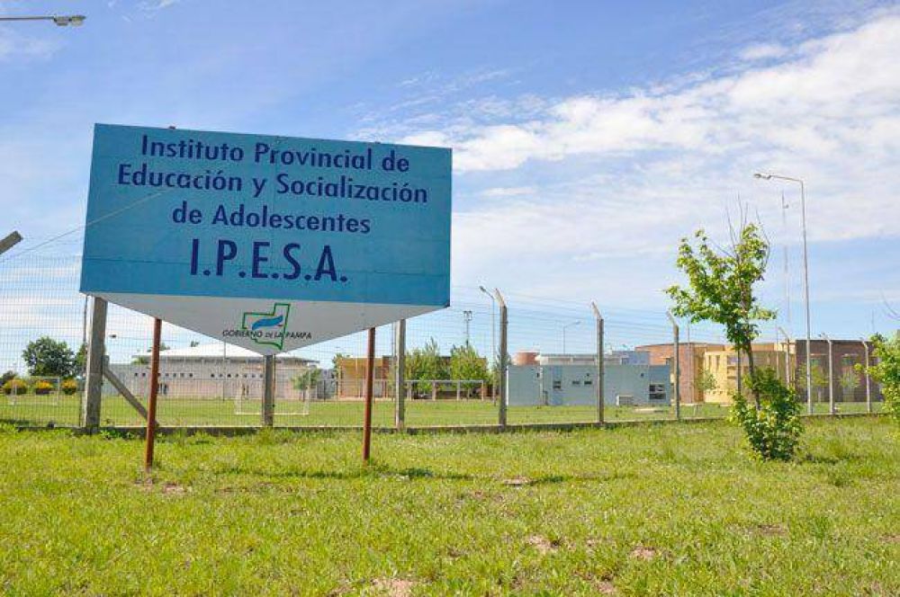 Se fug� otro interno del IPESA