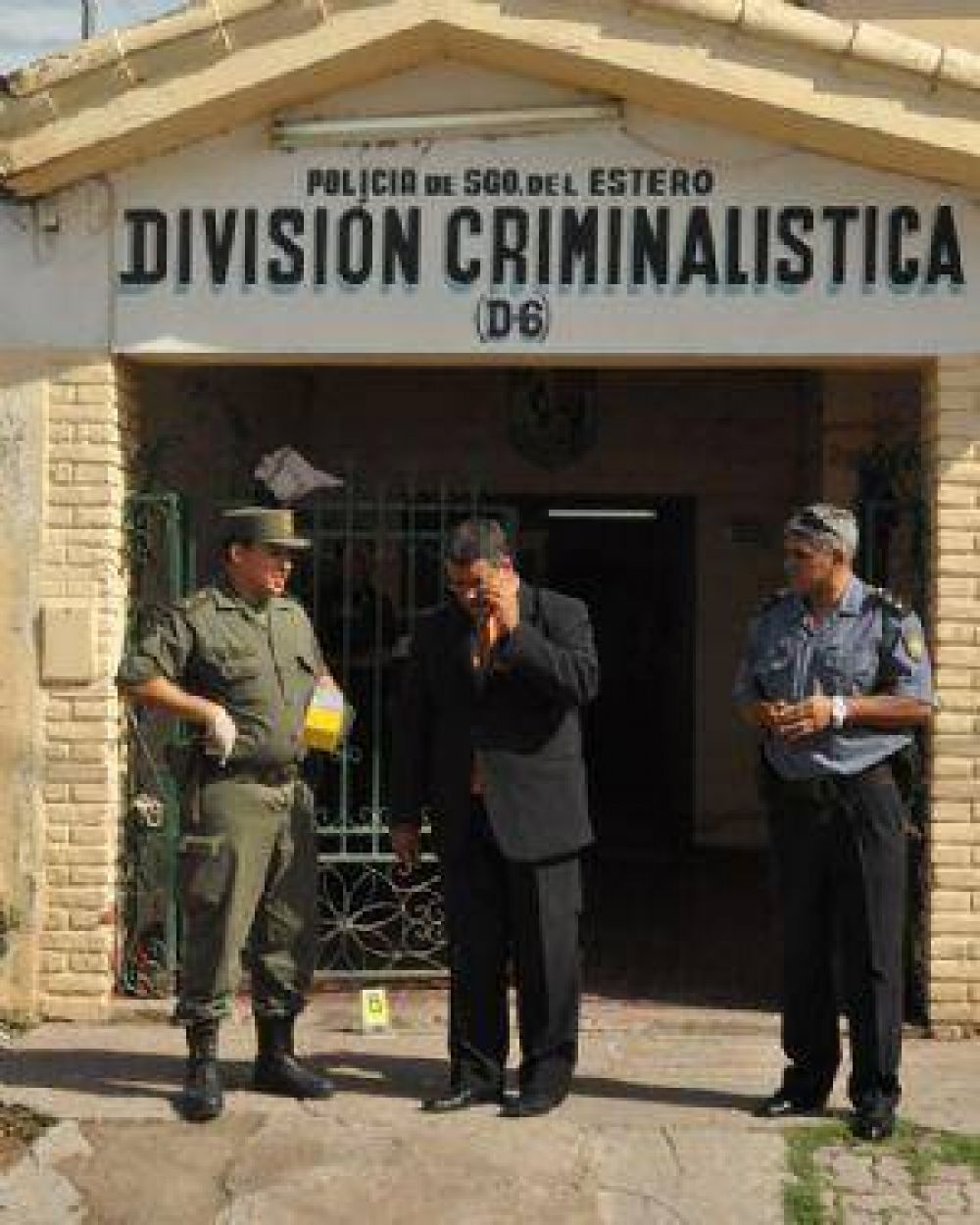 Jefe policial dijo: �Cascio me efectu� un disparo�
