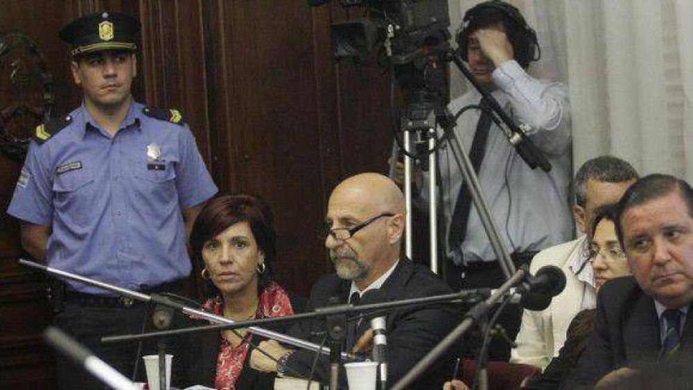 Pidieron la absoluci�n de los hermanos Rivero