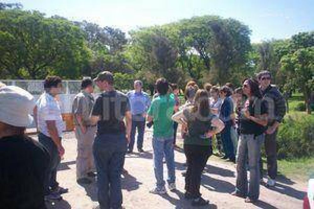Pol�mica por el control de plagas en el Balneario Municipal de Esperanza
