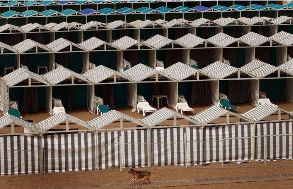 A un mes de empezar la temporada, 50% de las carpas de Mar del Plata fueron alquiladas