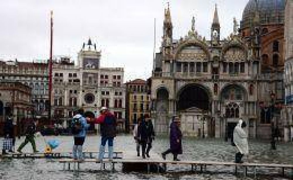 Venecia, inundada por el "acqua alta"