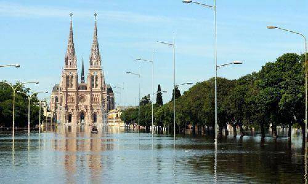 Ambientalistas culpan a los countries por las inundaciones