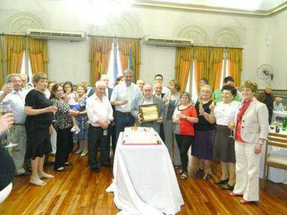 El Centro Gallego de Avellaneda celebr su 113 aniversario