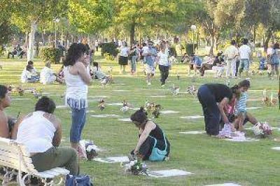 "Esta vida es de paso y debemos obrar con el bien para ganarnos el cielo"